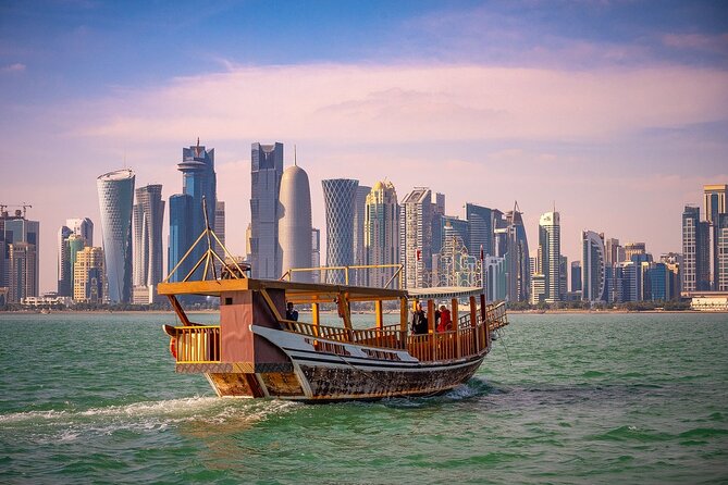 City Tour In Doha || Souq Waqif || Courniche || The Pearl,Katara - Souq Waqif is the strongest stop for atmosphere
