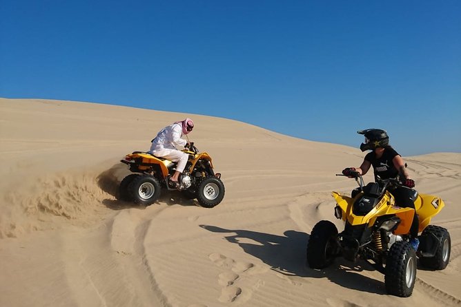 Desert Safari Adventure 4 hours from Doha with Pickup - Watching sunset at the Inland Sea
