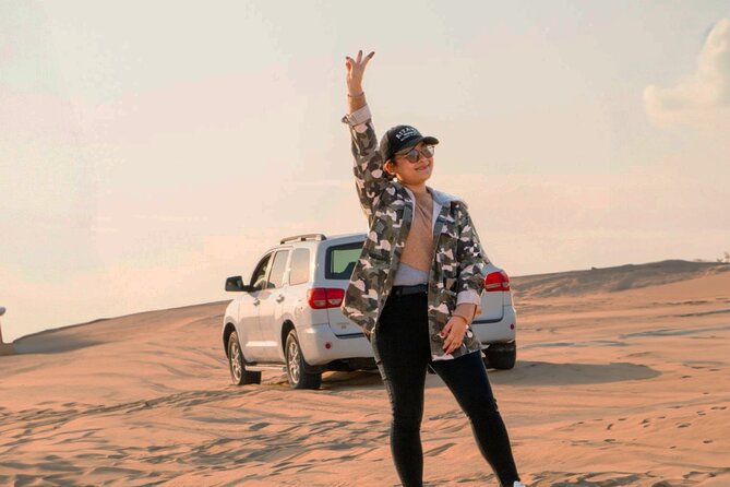 Desert Thrills Wild Dunes Safari in Doha - Camels, falcons, and the cultural side