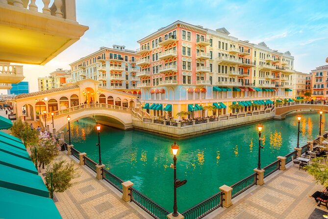 Doha City Highlights Guided Tour With Dhow Cruise - Guides, vehicles, and the private format