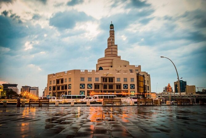 Doha City Tour And Dhow Boat Cruise (Private/Sharing) - The guides shape the experience