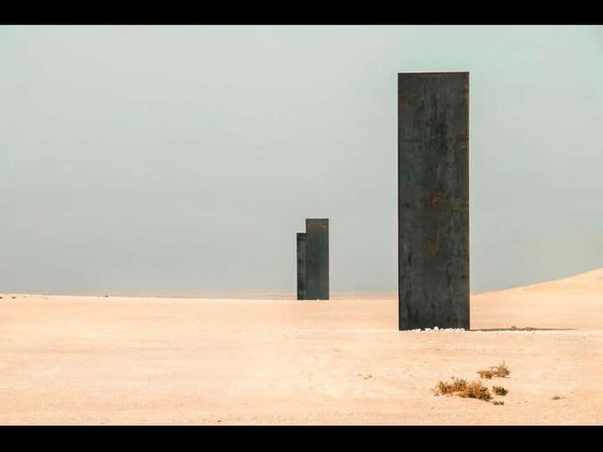Doha: Full-Day North and West Tour with Forts and Qatari - The camel racetrack and the drive south