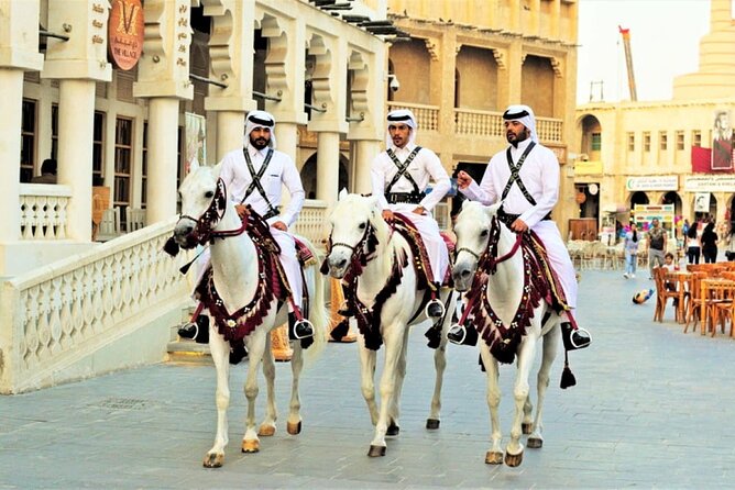 Doha Guided City Tour Souq Waqif, Katara, Pearl Qatar - What the private format changes