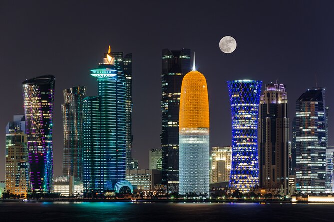 Doha Guided Night City Tour Souq Waqif, Katara, Pearl Qatar - What the guide adds to the evening