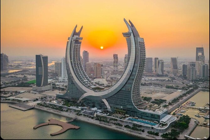Doha: Half Day City Tour with Pickup and Drop-off - Old port, dhow harbor, and Corniche Road