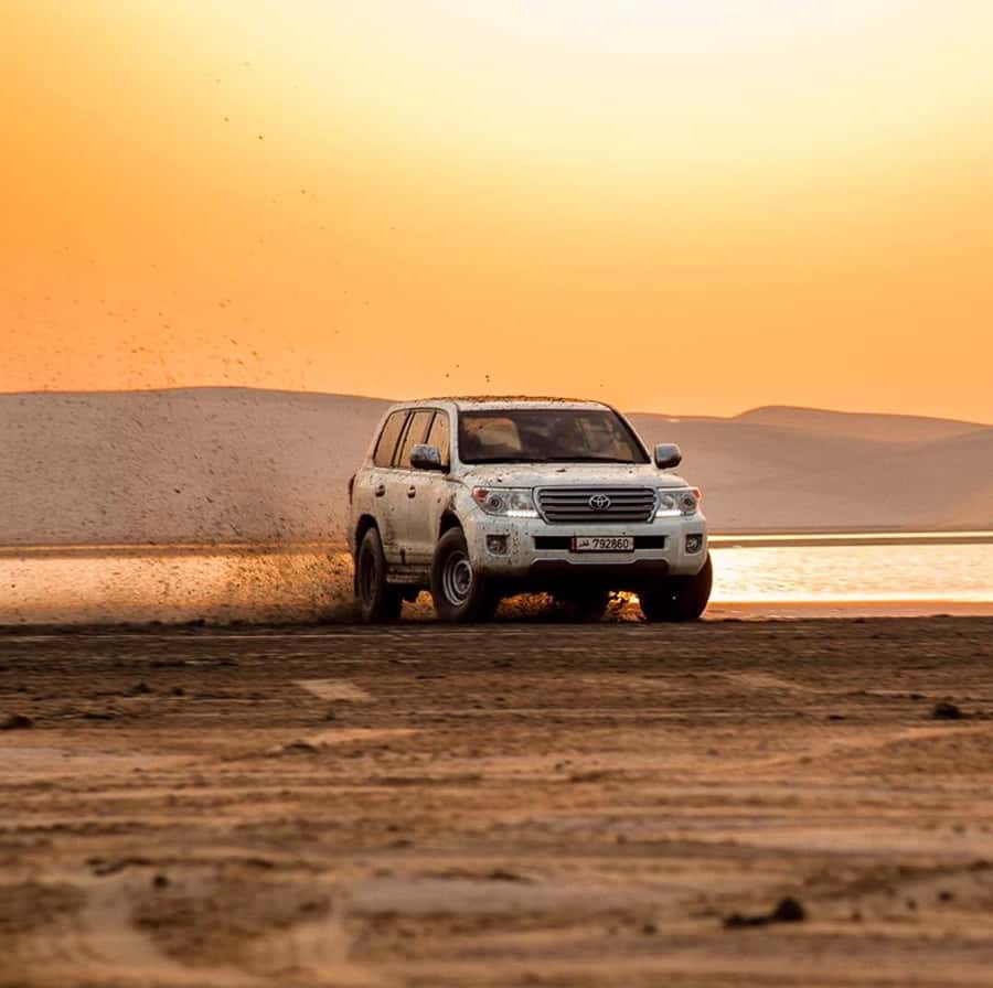 Doha: Inland Sea Desert Safari With All Activities - Guides, photos, and the human side of the trip
