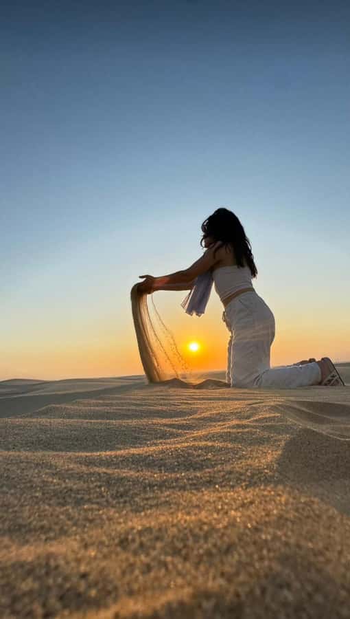 Doha: inland sea Tour With Dune Bashing &Sandboarding fun - Why this Doha desert safari is worth considering