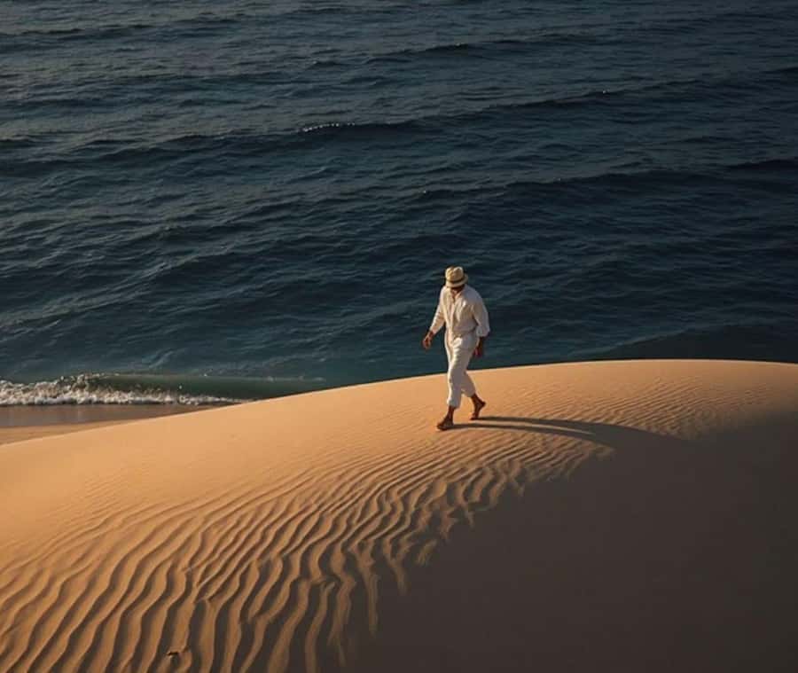 Doha: Night Inland Sea Desert Safari with Full Activities - The ride from Doha toward Mesaieed