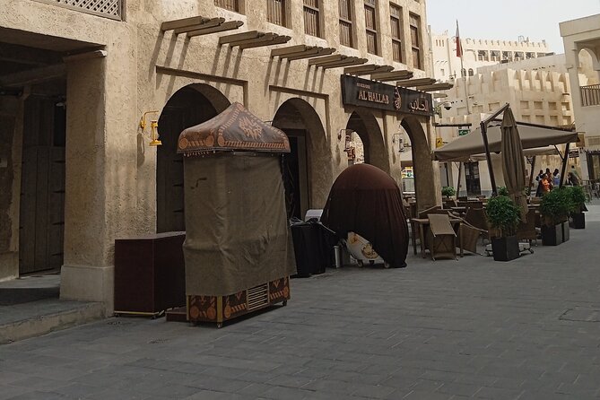 Doha-Private Shopping Tour - Four hours from designer malls to old Doha