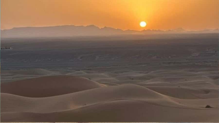Doha :Sunrise/ Sunset Desert Safari CamelRide & Sandboarding - What the 4x4 dune bashing is really like
