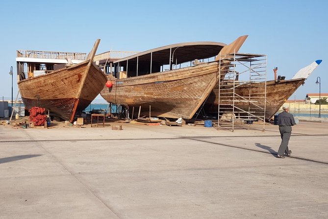 Explore North of Qatar: Visit Zubarah Fort and Fishing Town of Al Khor - Key points to know before you book