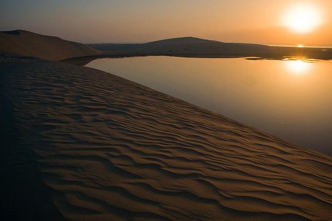 Night Desert Safari | Sand Boarding || Camel Ride || Inland Sea - Leaving Doha for the open sand
