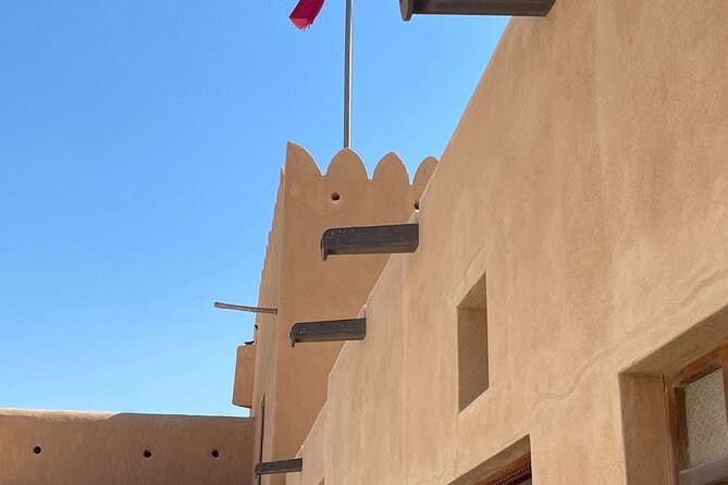North Qatar Guided Expedition to Nature Charms - What the Guide Adds to the Drive