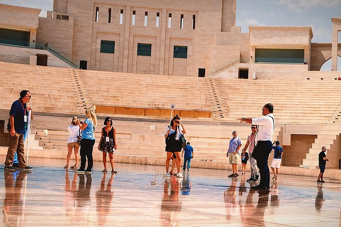 Private Express Doha City Tour - Guide quality can make or break the experience