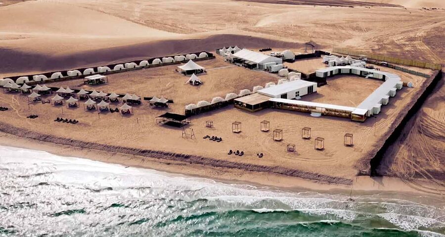 Private Full-Day Desert Tour - Khor Al Adeid, where sand meets the sea