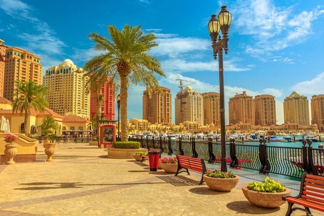 Private Highlights Tour of Doha City and Dhow Cruise Ride - Souq Waqif, the tour’s strongest cultural stop