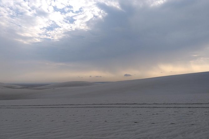 Sunrise Desert Safari in Qatar: An Unforgettable Adventure - Sealine Beach and the first golden light