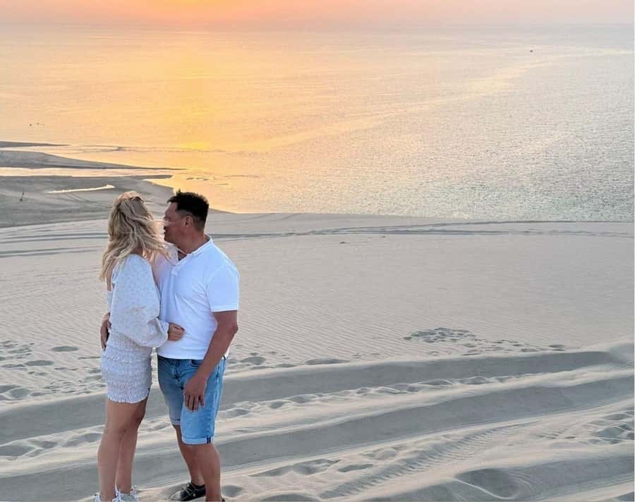 Sunrise/Sunset DuneBashing,CamelRide InlandSea &Sandboarding - Why the Inland Sea makes this desert trip special
