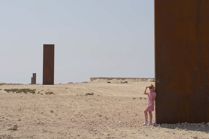 West of Qatar Tour || Richard Serra || Mushroom Rock Formation - Finding Mushroom Rock in the desert